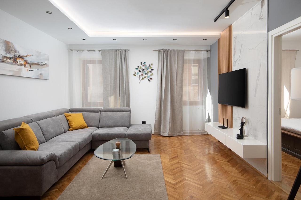 Sena Luxury Apartments Pola Esterno foto