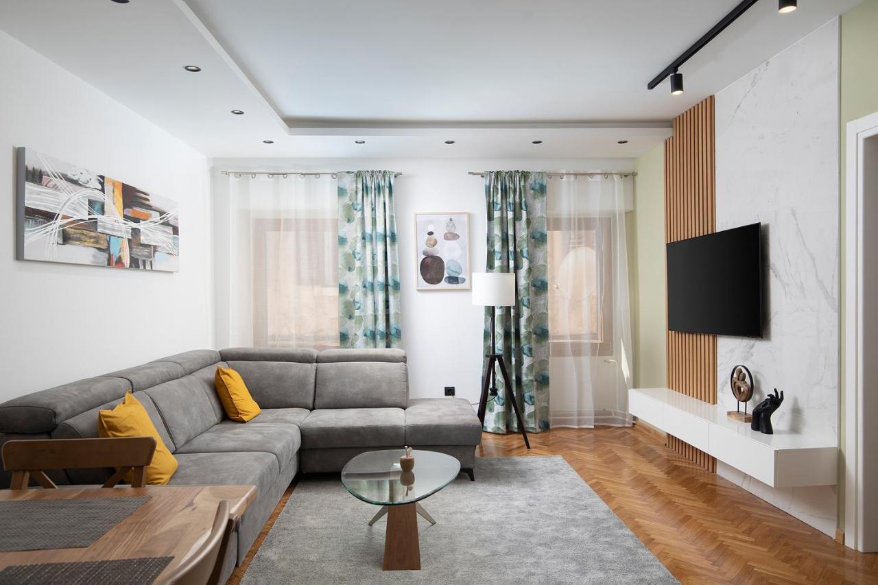 Sena Luxury Apartments Pola Esterno foto