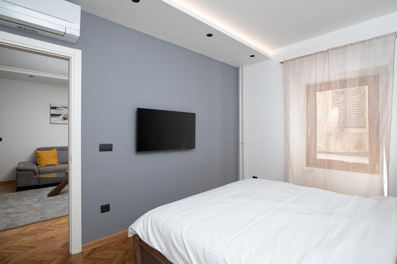 Sena Luxury Apartments Pola Esterno foto